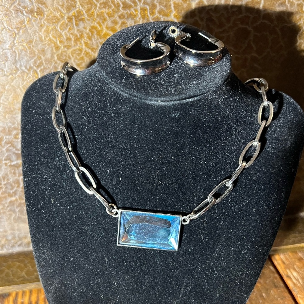 Lia Sophia Necklace and Earrings -Gun Metal & Blue
